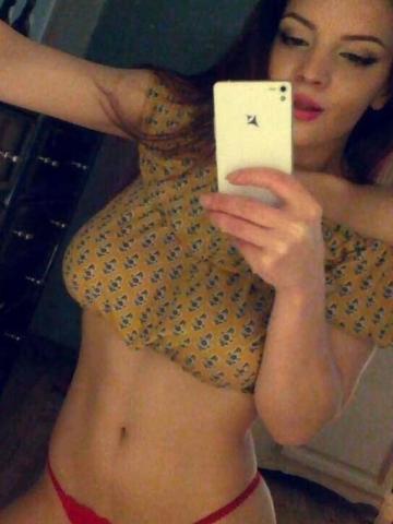 Моника фото 2