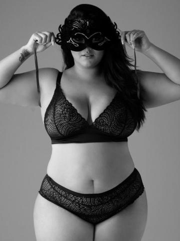 Лена Кудрявая Рыжая